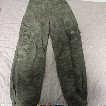 HTH 카모 패턴 카고 팬츠 포켓 부착
