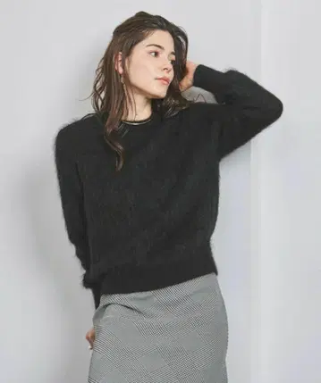 UNITED ARROWS 모헤어 크루넥 니트 블랙