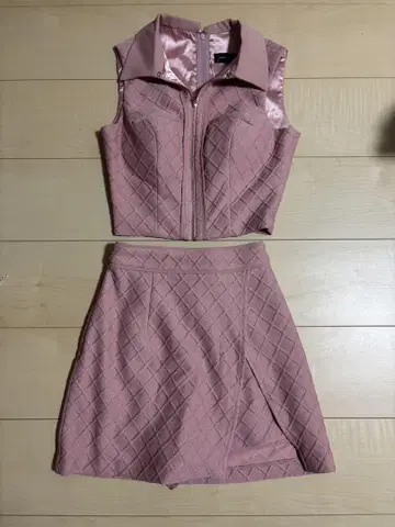 ROBE de FLEURS Glossy 셋업