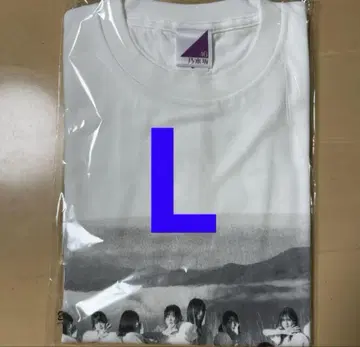 노기자카46 12월 생탄 셔츠 L 사이즈 오카모토 히나