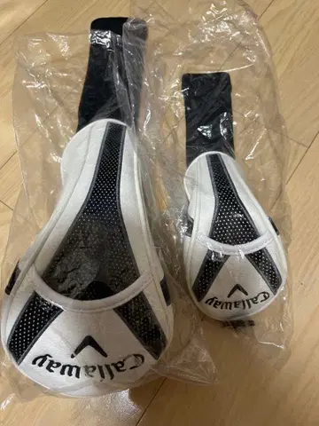 [ 미사용 ] 캘러웨이 골프헤드커버 2개