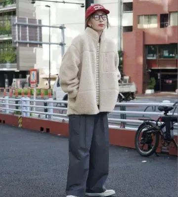 베이지 보아 자켓 오버 사이즈