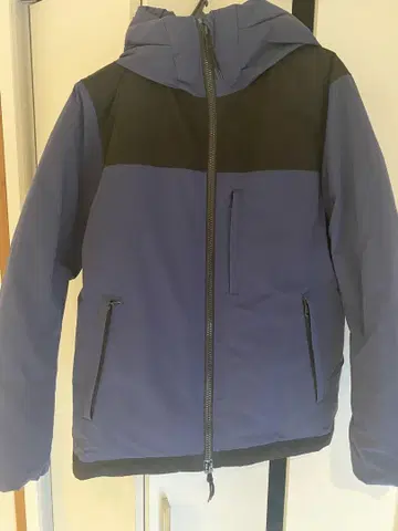 EDIFICE 다운 자켓 보라색과 블랙