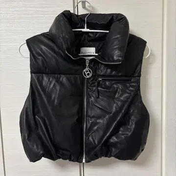 Bershka 벨시카 블랙 다운 베스트 S 사이즈