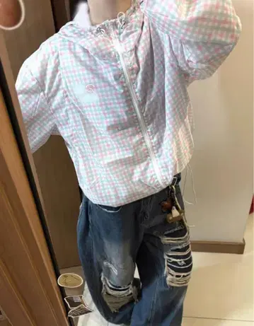 체크 무늬 후드 자켓