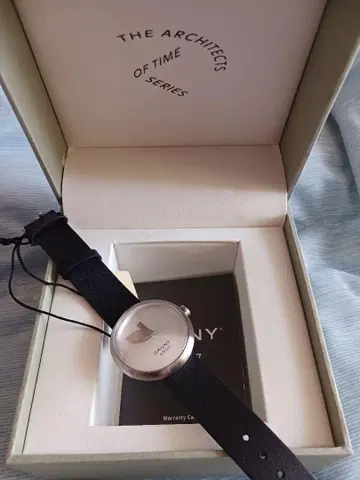 CAUNY ANDO 손목시계 (쿼츠) 안도 타다오