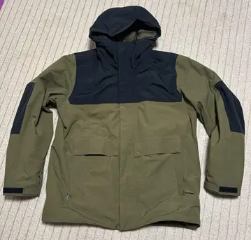 UNIQLO 히라노 아유무 모델 하이브리드 다운 자켓 L 사이즈