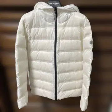 [ 새상품 ] [ 새상품급 ] asics 화이트 다운 자켓 M