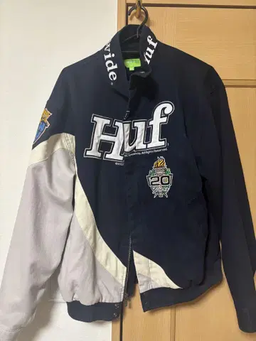 [ HUF ] DAYTONA JACKET 네이비 M 사이즈