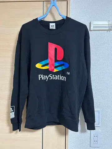 PlayStation 블랙 맨투맨 L 사이즈