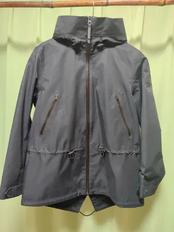 사이즈 38 AIGLE 마운틴 후드티