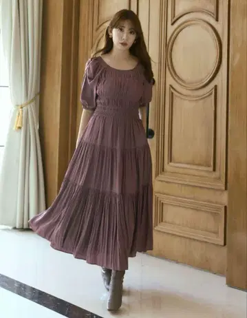 Her lip to Two-Way Gathered Flare Dress