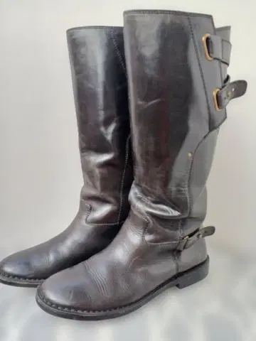 블랙 가죽 롱 부츠 백 스트랩 포함