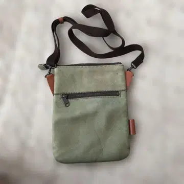 PARLEY 카키 숄더백