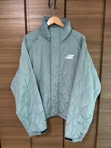 계속 한밤중이면 좋을 텐데 SNNK Quilted JacketL 사이즈