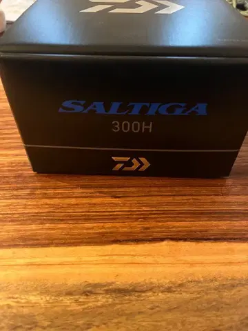 25SALTIGA 300H 미사용 새상품