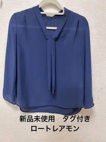택 포함 새상품 로트레아몽 새틴 쉬폰 보타이 블라우스