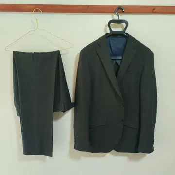 다크 브라운 체크 무늬 비즈니스 정장