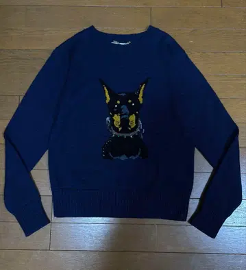 뮤베르 애니멀 모티브 스웨터