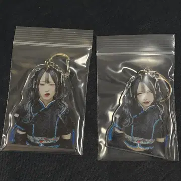 모이짱 메종드퀸 아크릴 키링