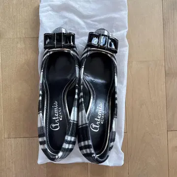 아르테미스 다이애나 펌프스 24.5cm