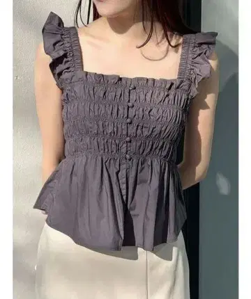 머큐리 듀오 셔링 프릴 백산 블라우스