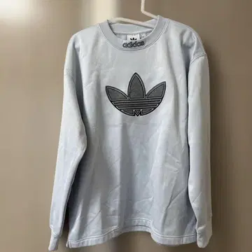 adidas 로고 자수 긴팔 트레이닝복 L 사이즈