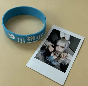 0.1g의 오산 미도리카와 유우 러버밴드 폴라로이드
