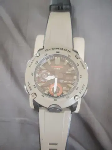 G-SHOCK GA-2000 손목시계