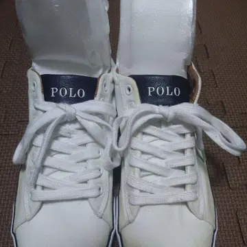 Polo 화이트 스니커즈