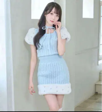 RoseMuse 퍼 포인트 니트 미니 세트업 색스