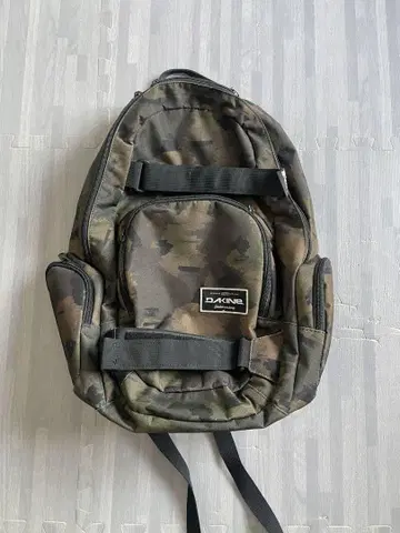 DAKINE 카모플라쥬 백팩