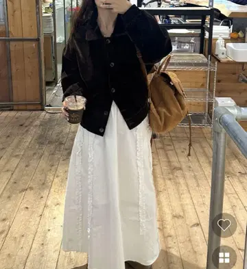 다크 브라운 벨벳 자켓