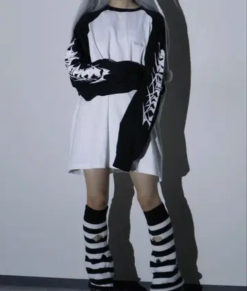 whinny 썬더 다이너마이트 오버 사이즈 롱 T