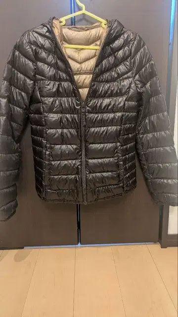 UNIQLO 후드 다운 자켓 울트라 라이트 다운 M
