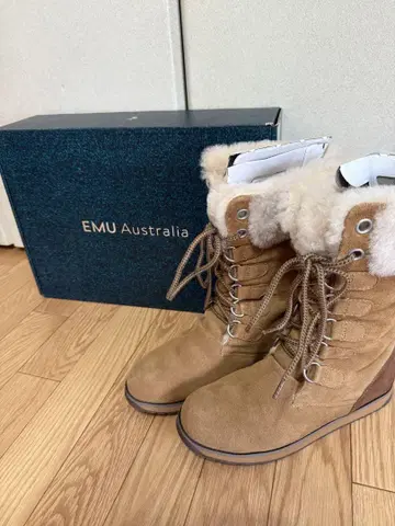 EMU Australia Featherwood W11109