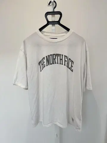 THE NORTH FACE 화이트 T셔츠 M 사이즈