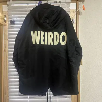 WEIRDO (GLAD HAND) 후드 부착 나일론 자켓
