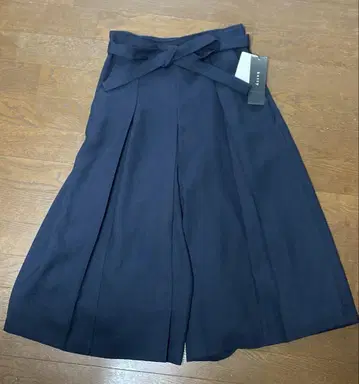 큐롯 스커트