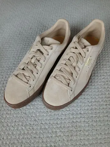 PUMA 베이지 스웨이드 스니커즈 26cm