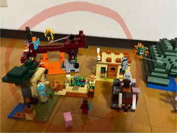 LEGO 마인크래프트 21154와 21160 세트