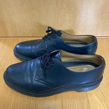 블랙 가죽 레이스업 슈즈