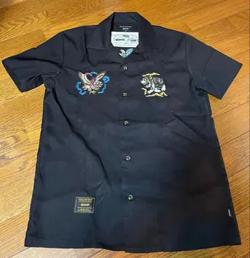 새상품급 중고! glamb x 죠죠 콜라보 오픈 셔츠 블랙/2