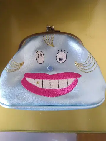 알베로베로의 가마구치 파우치