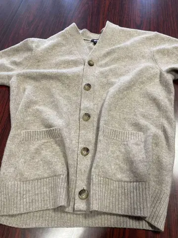 UNIQLO 베이지 가디건 M 사이즈