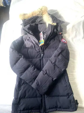 CANADA GOOSE 블랙 다운 자켓
