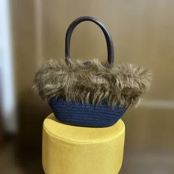 퍼 달린 카고백 거의 미사용