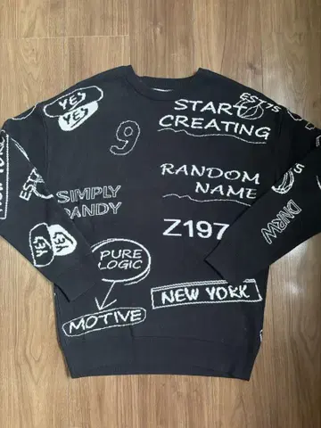 새상품급 ZARA 그래픽 니트 S 사이즈 여성용은 M 사이즈 디자인 니트