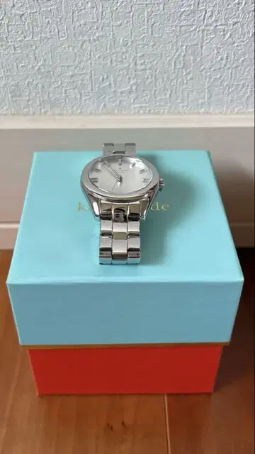 [Kate spade] 실버 시계 아날로그 손목시계