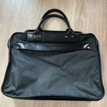 [ 가격 인하 ] Felisi 비즈니스 백 블랙 나일론 가죽